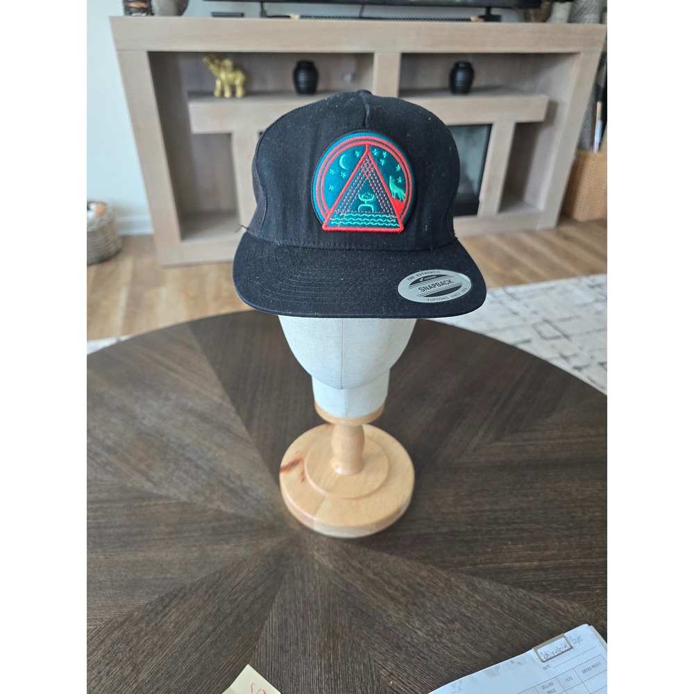 Hooey Mens Black Trucker Hat Wolf Moon Patch Yupoong Snapback Cap Adjustable